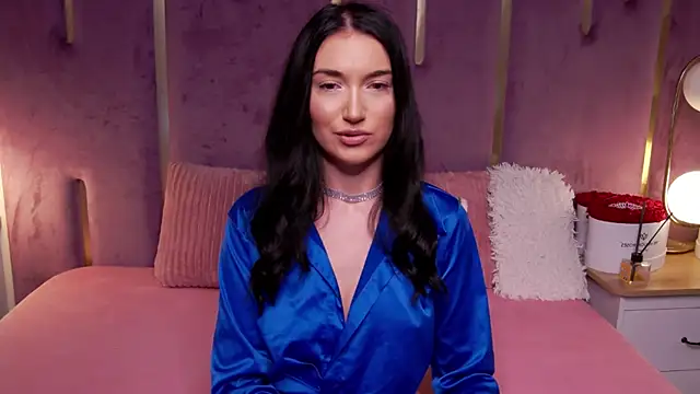 AliceSchuster online show from July 27, 8:00 am