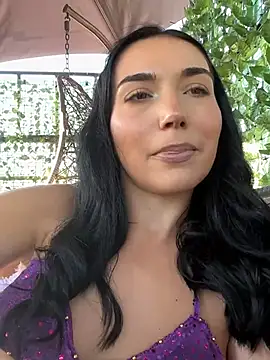 AliceSchuster online show from July 26, 5:15 am