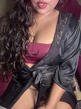 SlutrySiren online show from July 26, 11:29 am
