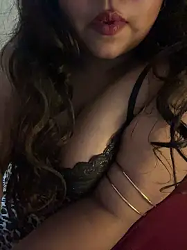 SlutrySiren online show from July 1, 6:18 pm
