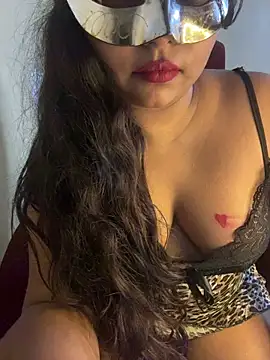 SlutrySiren online show from July 19, 6:10 pm