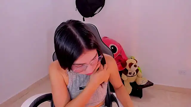 Scarleth Ferrec online show from July 15, 11:59 am