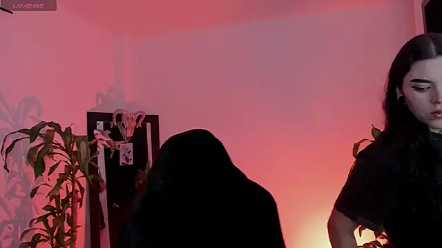 MissCharlottte 18 online show from June 3, 3:18 am