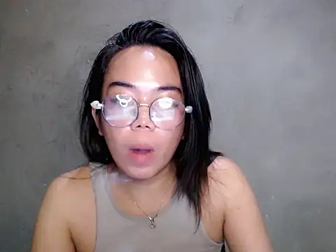 Urbabydollxxx online show from July 22, 4:52 pm