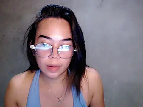 Urbabydollxxx online show from July 28, 7:39 pm