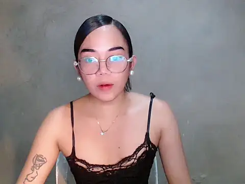 Urbabydollxxx online show from June 11, 7:11 pm