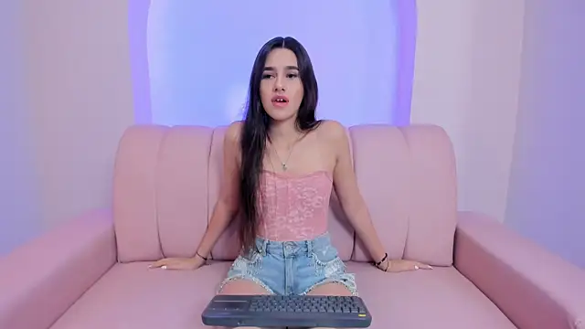 hanna foxi online show from July 4, 12:23 pm