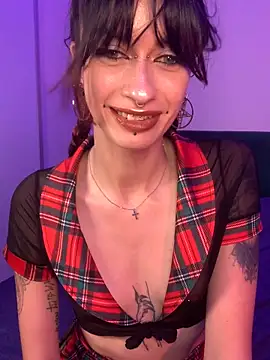 Lilith dark off online show from June 18, 1:38 pm