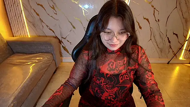 HoneyDoll tf online show from May 19, 12:45 pm