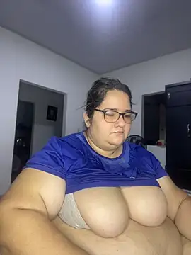 marianacooper1234 online show from July 17, 11:36 am