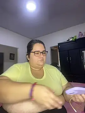 marianacooper1234 online show from July 7, 7:38 pm
