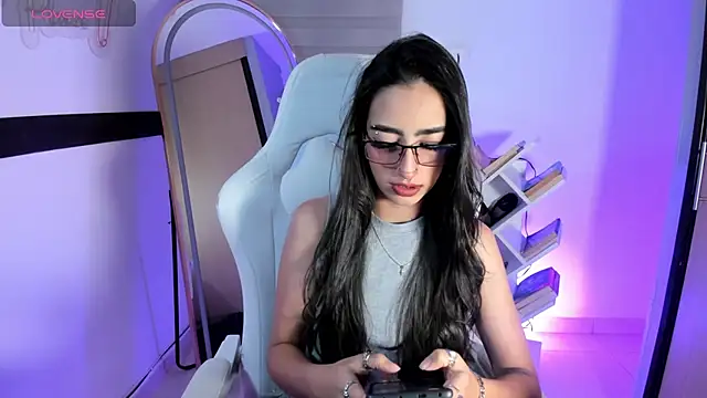 AgathaBlair online show from July 27, 10:23 am