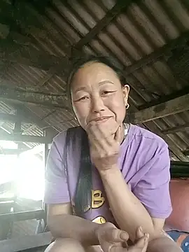 lili anhh online show from May 24, 2:54 am