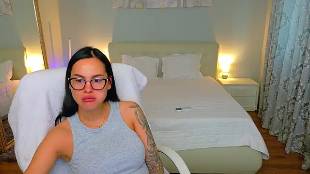 BabyyGirll  online show from July 29, 4:34 am