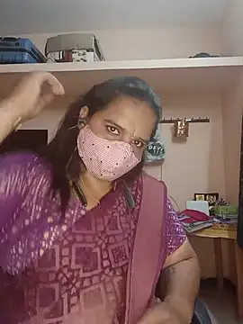 pirainilla online show from June 28, 2:01 pm