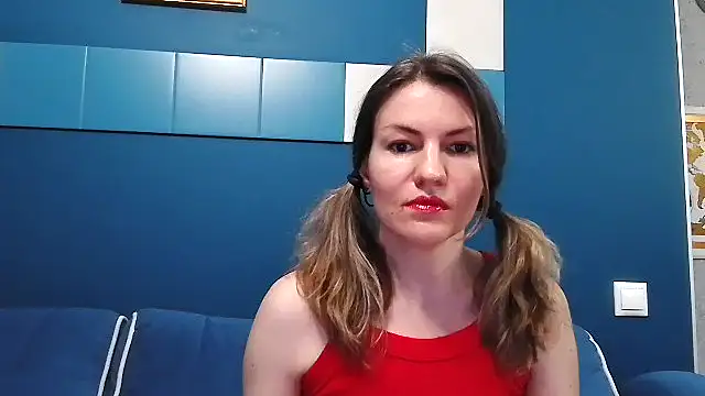 Margarett online show from May 17, 4:39 pm