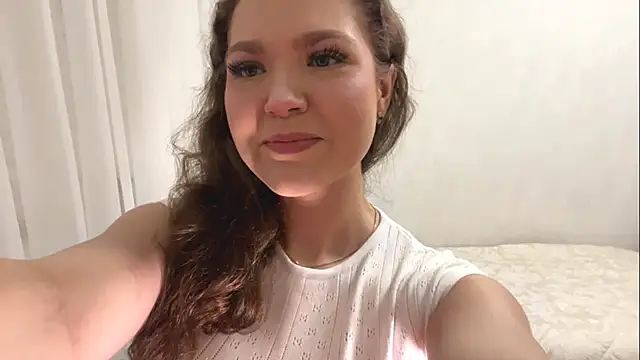 MilaVeros online show from May 17, 5:23 pm