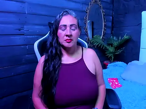 Victoria kyler online show from May 19, 8:54 am