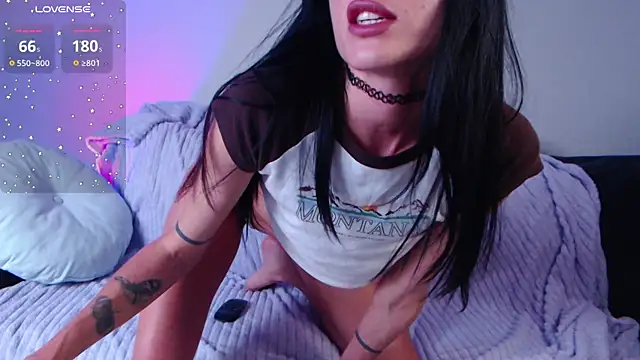 Messy girl online show from July 4, 2:40 am