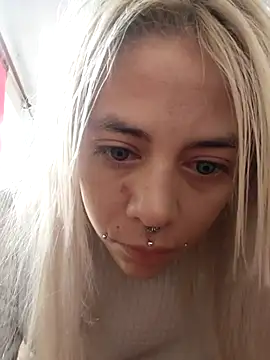 sofigirlgold online show from May 29, 2:15 pm