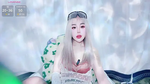 Puppyoo 001 online show from July 26, 10:01 am