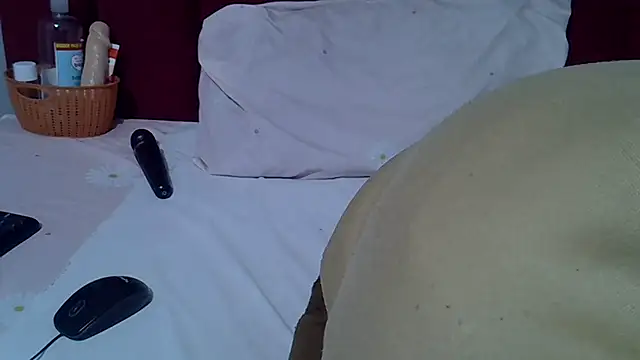 Queenleahx online show from July 24, 6:22 am