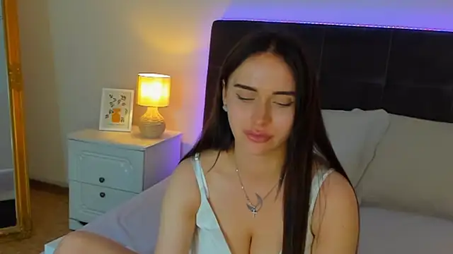 KellyWhites online show from May 20, 5:48 am