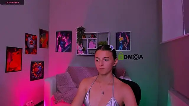 caroline honeyy online show from July 28, 10:02 am