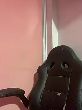 Megan pink18 online show from July 4, 5:14 am