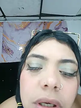 luxuryluna online show from May 24, 2:32 am