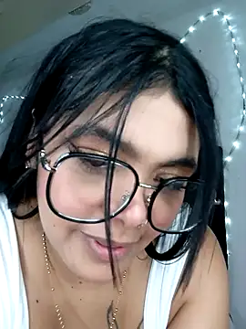 luxuryluna online show from July 2, 2:00 am