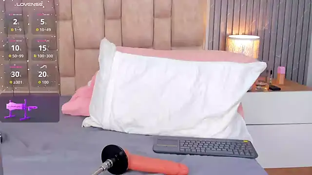 Lissaa Brown online show from July 29, 11:05 pm