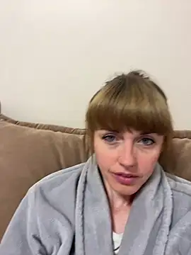 Kamilochka29511 online show from May 28, 5:27 am