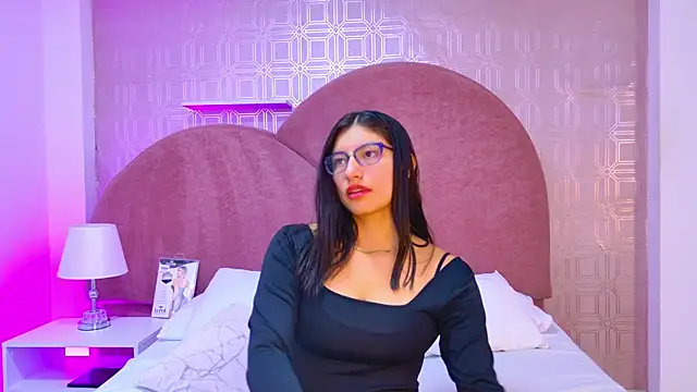 Lea Blake online show from June 1, 1:02 pm