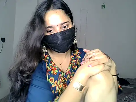 priyanks sharma37 online show from July 28, 11:17 am