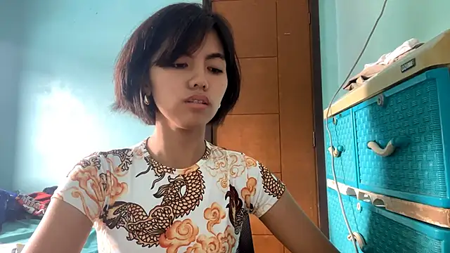 YukikoSchaefers online show from May 30, 3:26 am