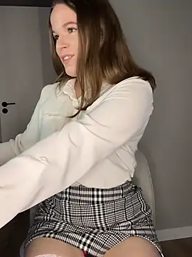 cherry rrrrrr online show from May 26, 11:53 am