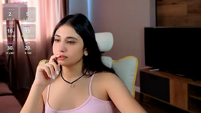 honeylanaa online show from July 22, 4:24 am