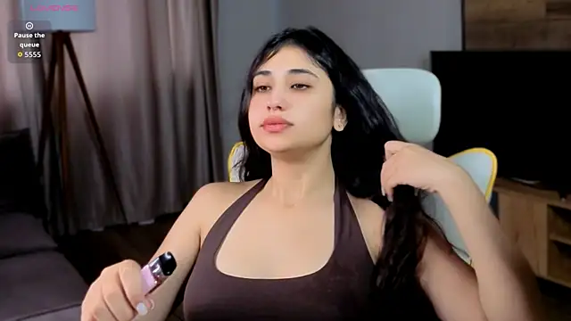 honeylanaa online show from July 28, 4:43 am