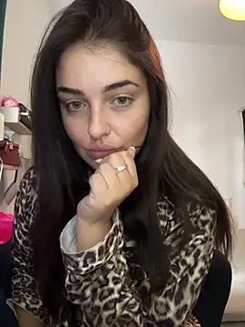 Spicy Scarlett 26 online show from June 9, 1:21 pm