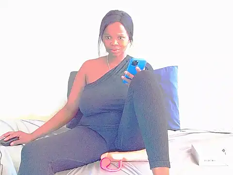 KiddycatX01 online show from May 19, 12:23 pm