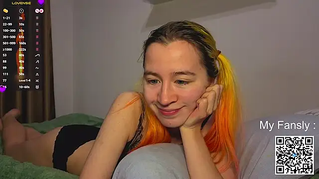 Emilya201 online show from May 29, 9:57 pm
