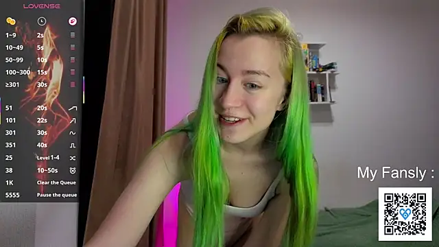 Emilya201 online show from August 5, 10:49 pm