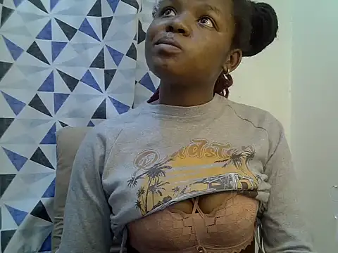 Simply Naughty0 online show from July 24, 8:56 am