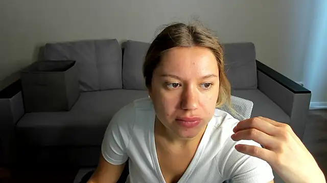 Shakira Lux online show from June 16, 8:37 am
