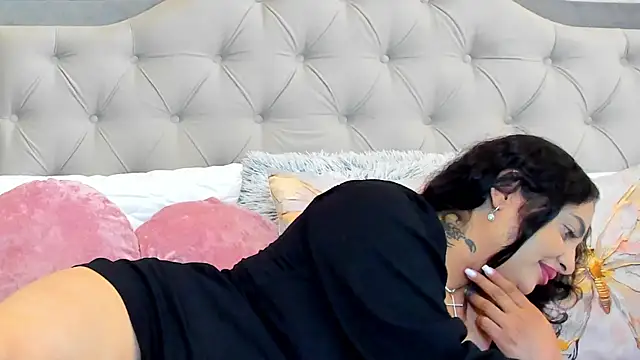 Bianca Vale online show from July 29, 5:40 am