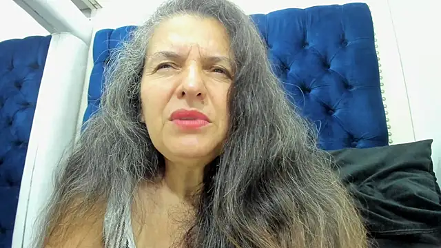 AlondraSosa online show from July 29, 1:00 pm