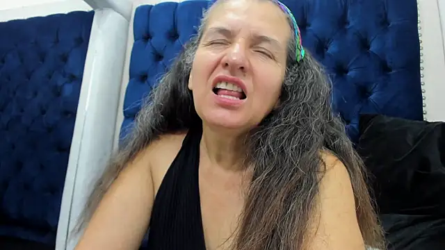 AlondraSosa online show from July 9, 1:24 pm
