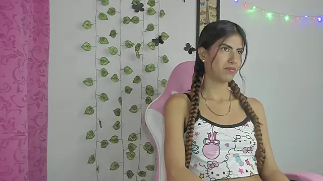 sandi x online show from June 28, 1:01 am