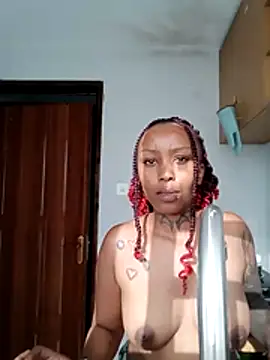 domqueen18 online show from May 25, 1:43 pm